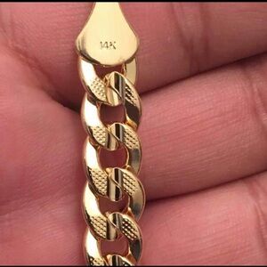 Brand New Men’s 14K Stamped Gold Plated 10mm (30 inch) Cuban Linked Chain